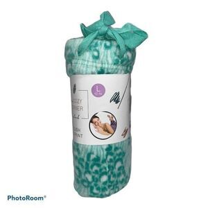 Cozy Corner Green Leopard Fleece Pajama Pants NWT